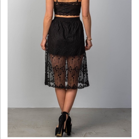 Arrived!!💕 Black Boho Lace Midi Skirt💕 - Picture 3 of 4